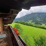 Unterhofgut *